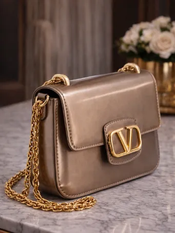Vizon Deri Kadın Omuz Çantası Gold Zincir Askılı V Tokalı