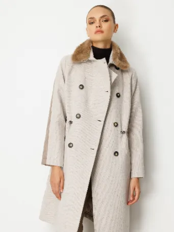 Kürk Yakalı Kapitone Detaylı Uzun Kadın Kaban